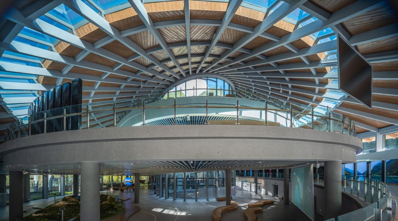 BIM建筑|九寨沟景区沟口立体式游客服务中心 / 清华大学建筑设计研究院