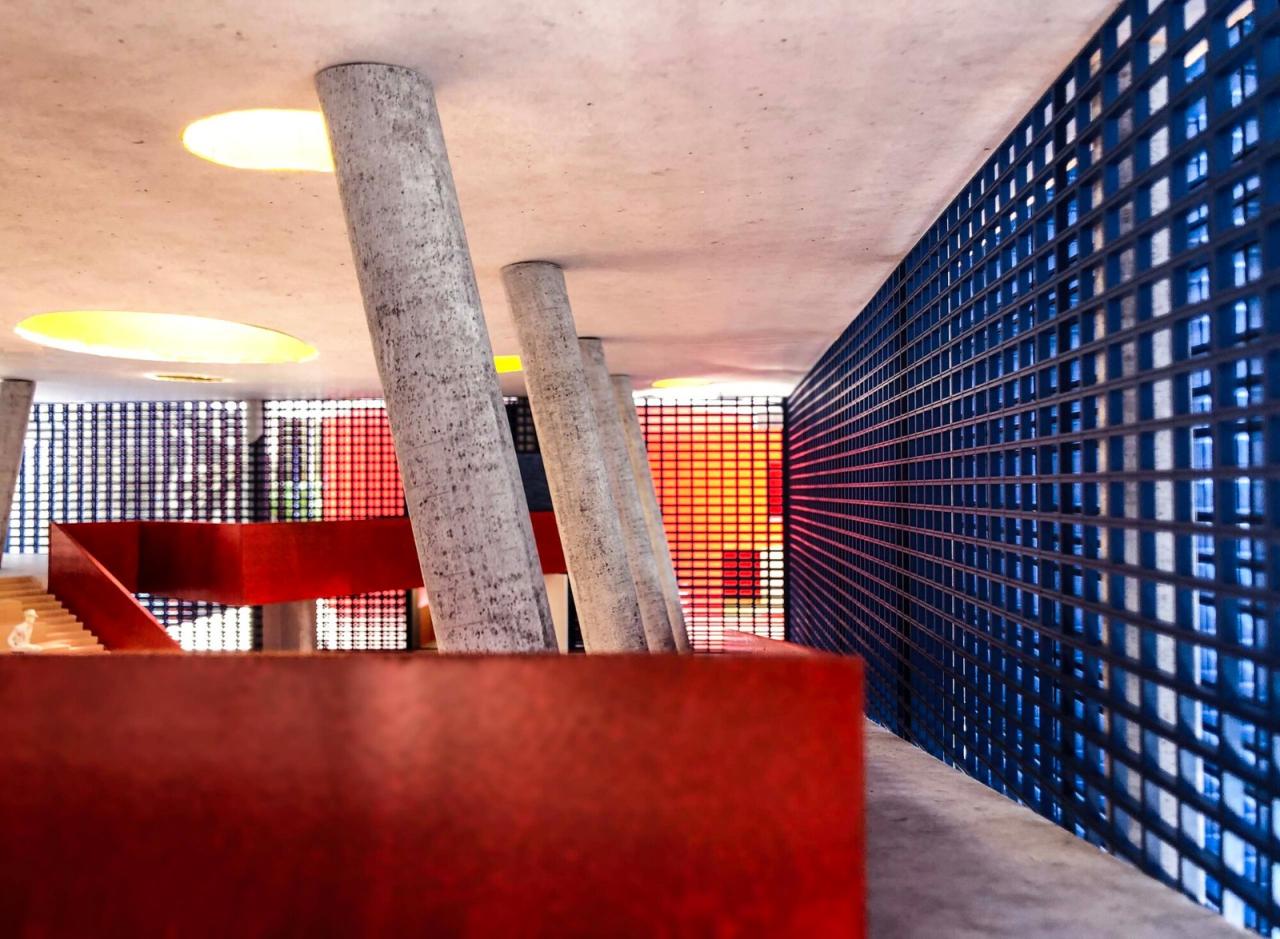 BIM建筑|海口江东寰岛实验学校 / 迹·建筑事务所