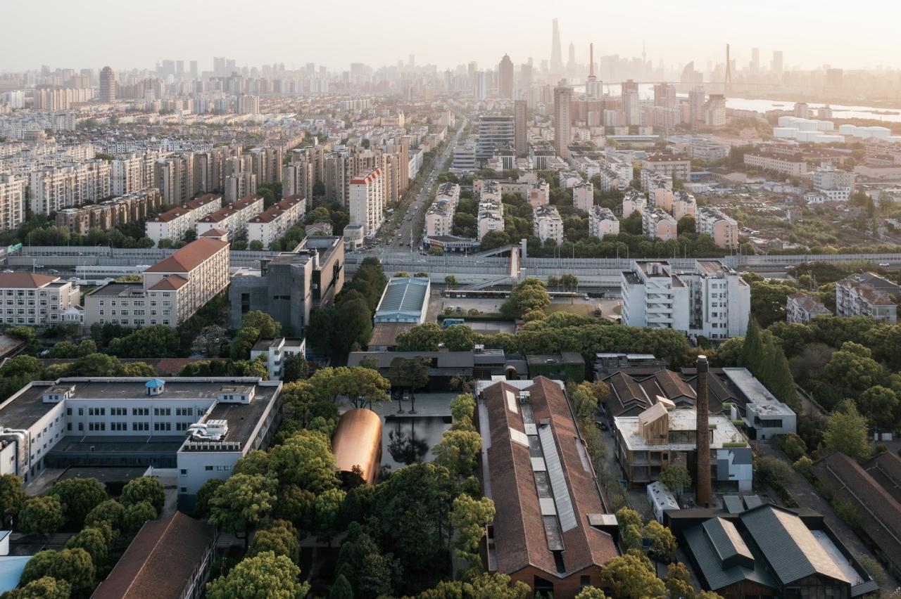 BIM建筑|全金属外壳：铜堡 / Wutopia Lab