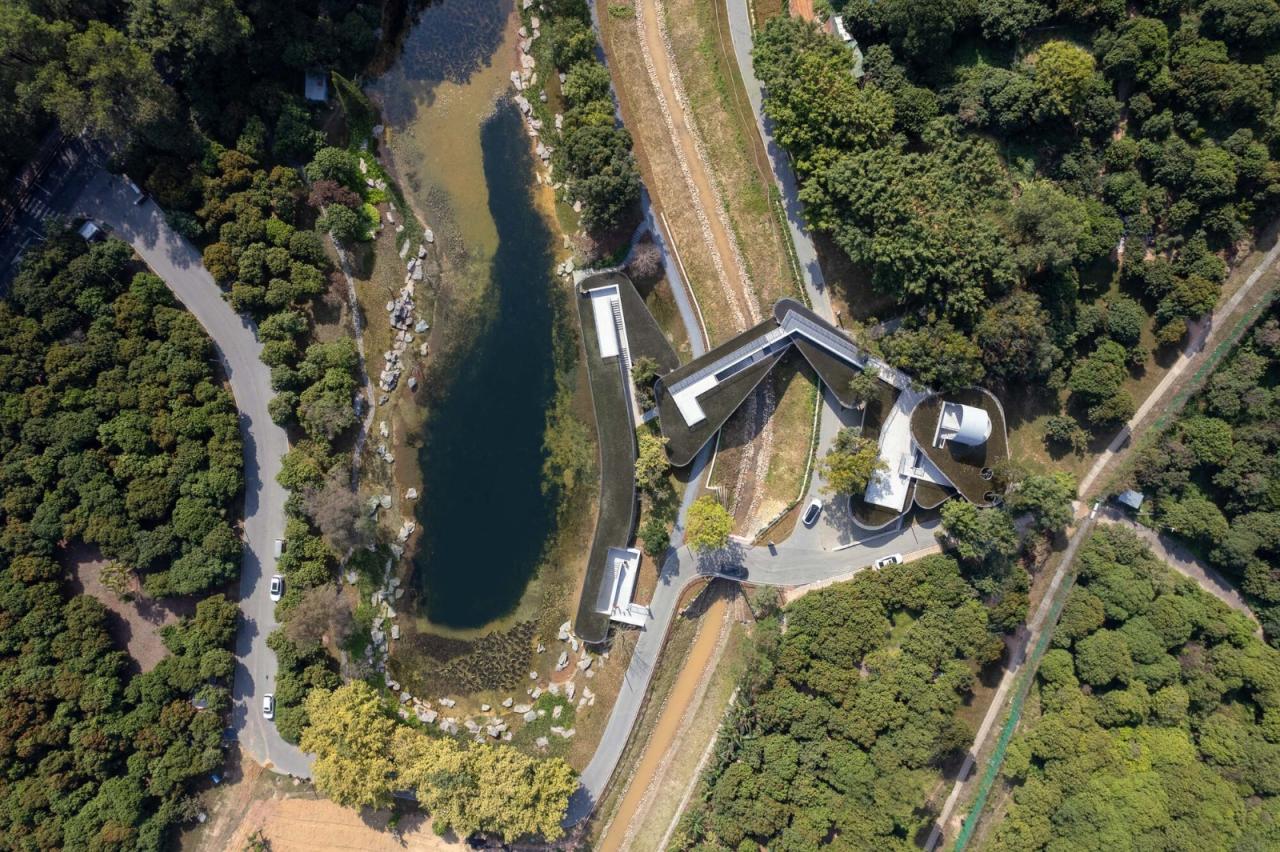 BIM建筑|深圳市南山区环西丽湖绿道（一期）二级驿站及周边景观设计 / 原作设计工作室