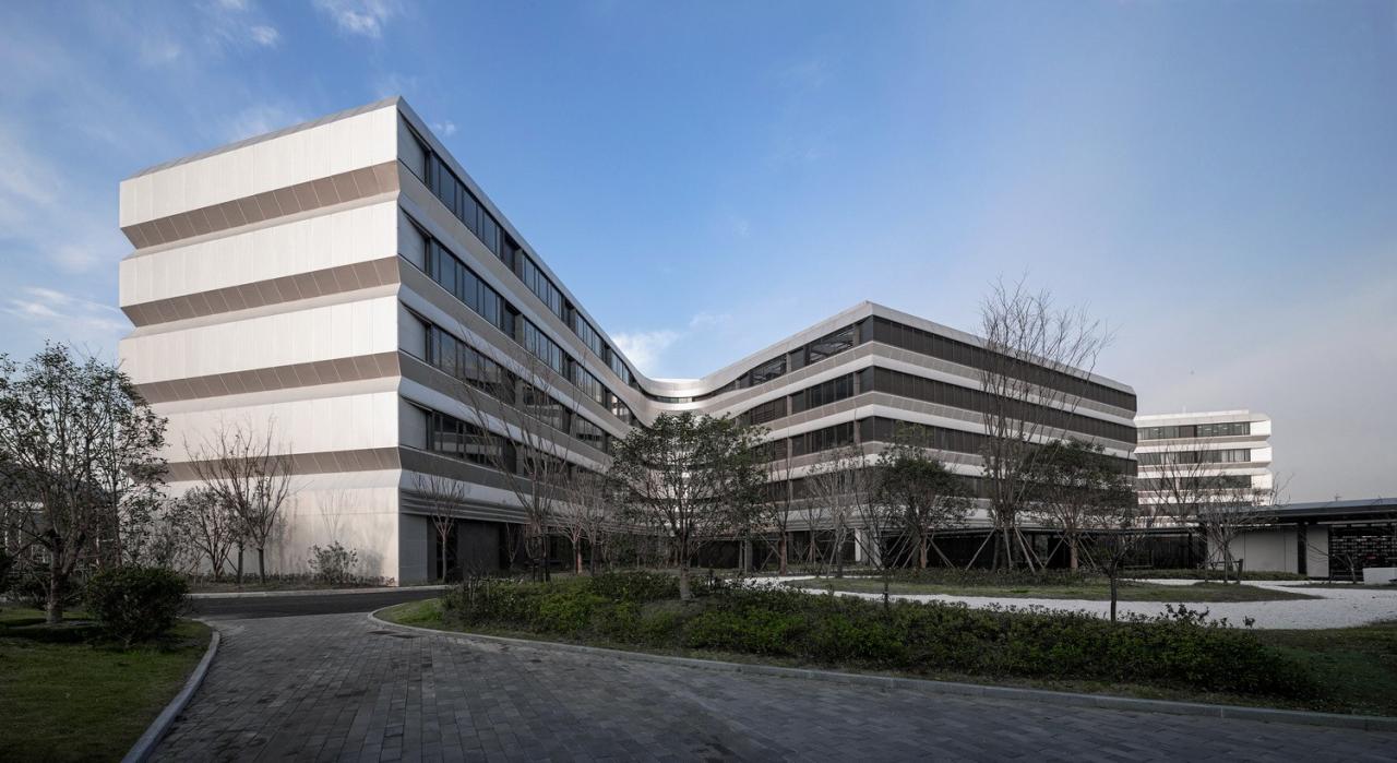 BIM建筑|Education Hub：HIS杭州国际学校 / 朱培栋-line+建筑事务所、gad