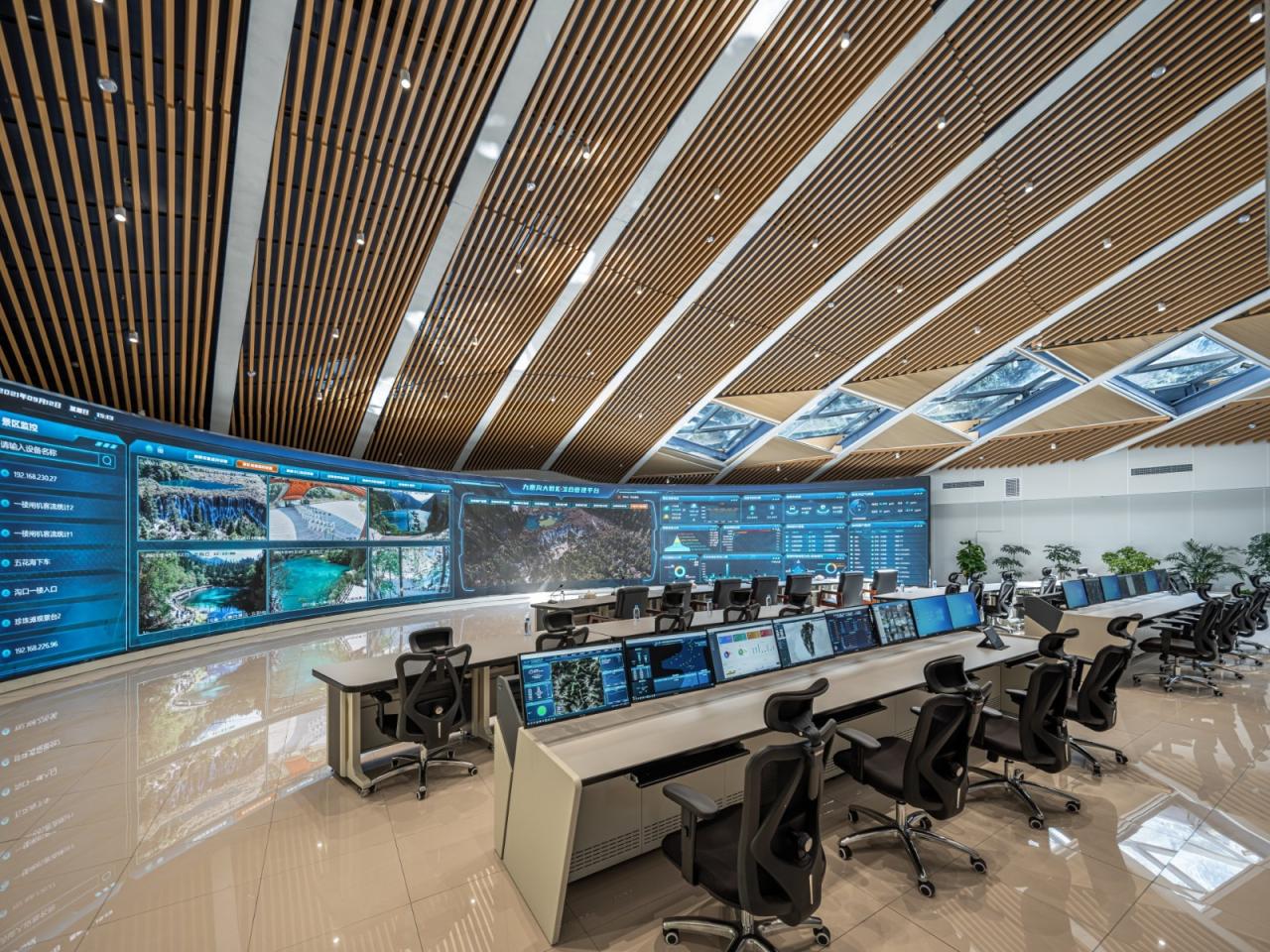 BIM建筑|九寨沟景区沟口立体式游客服务中心 / 清华大学建筑设计研究院