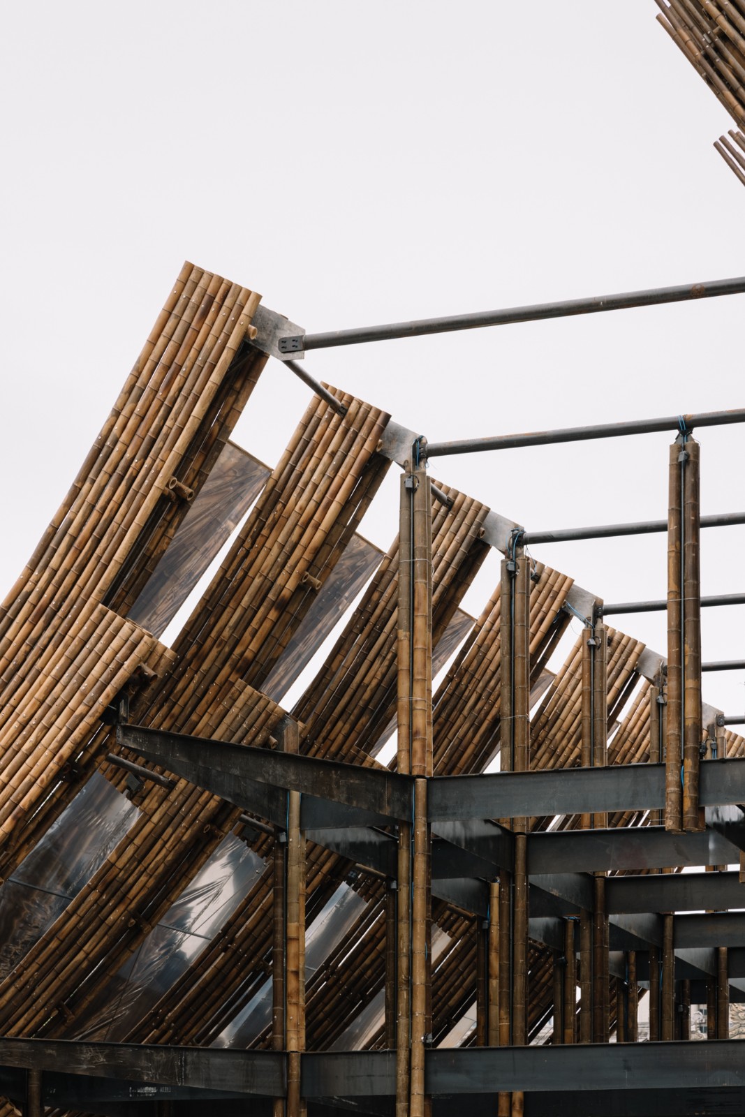 BIM建筑|撇捺之间，穿斗陌阡 / 裸筑更新建筑设计事务所