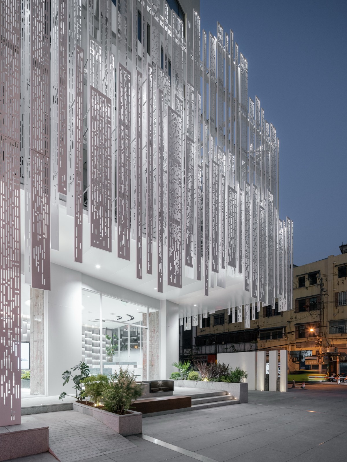 BIM建筑|钢雨：德必上海书城WE改造设计 / Wutopia Lab