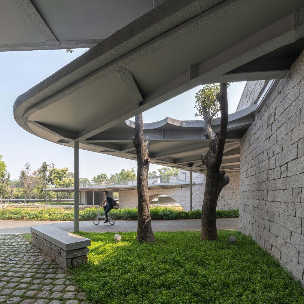 BIM建筑|深圳市南山区环西丽湖绿道（一期）二级驿站及周边景观设计 / 原作设计工作室