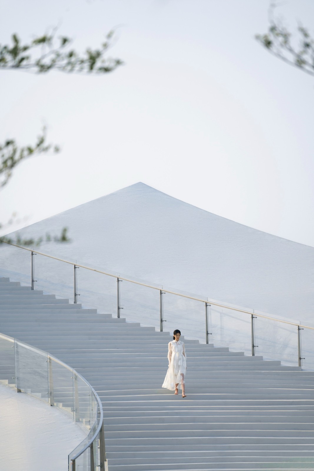 BIM建筑|天空之山，海口湾6号海滨驿站 / 藤本壮介建筑事务所