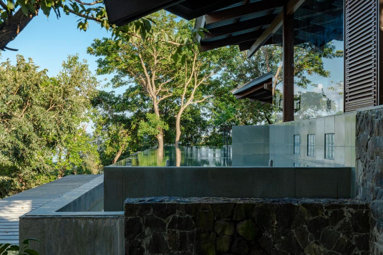 BIM建筑|侧廊之屋 / Malik Architecture