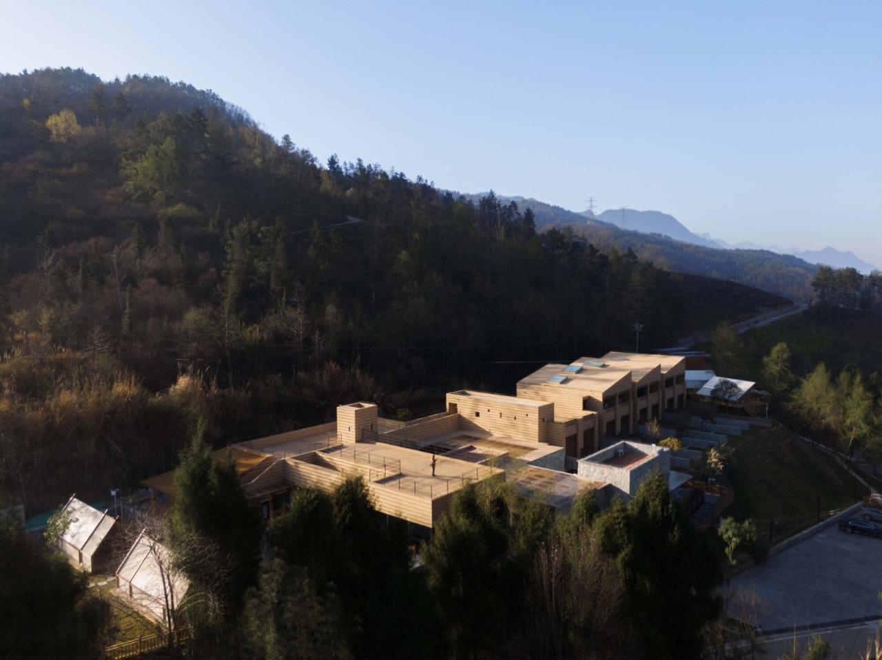 BIM建筑|梅宿之言 / 小隐建筑事务所