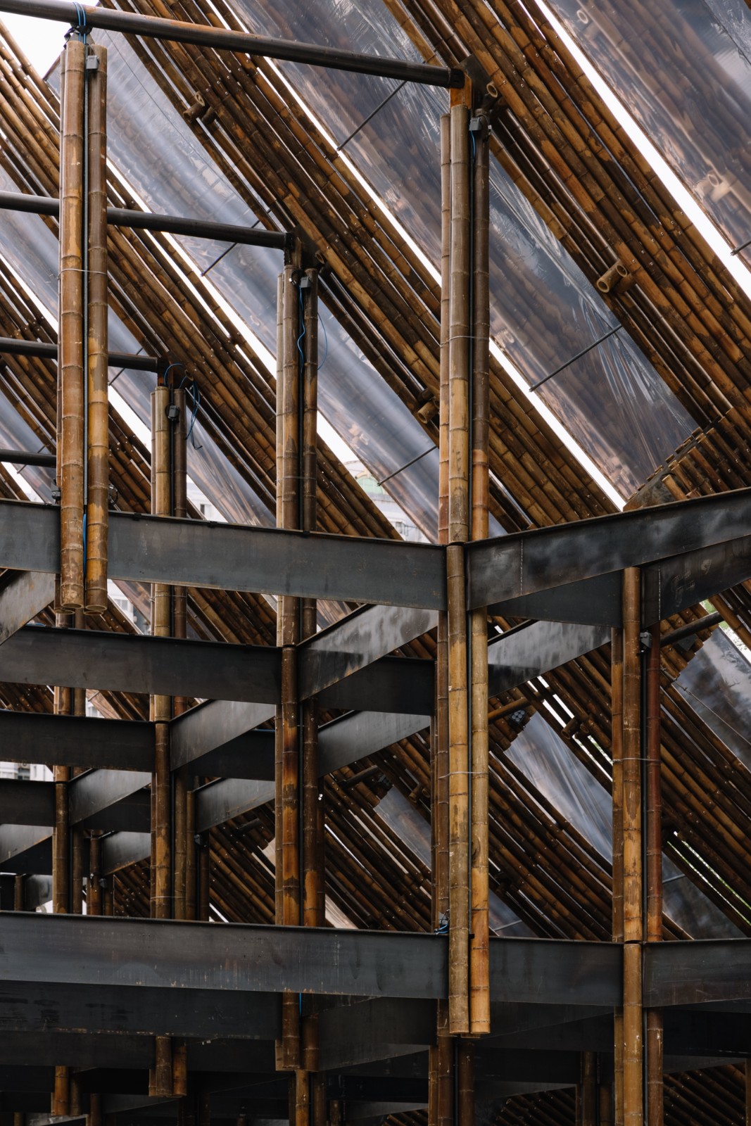 BIM建筑|撇捺之间，穿斗陌阡 / 裸筑更新建筑设计事务所