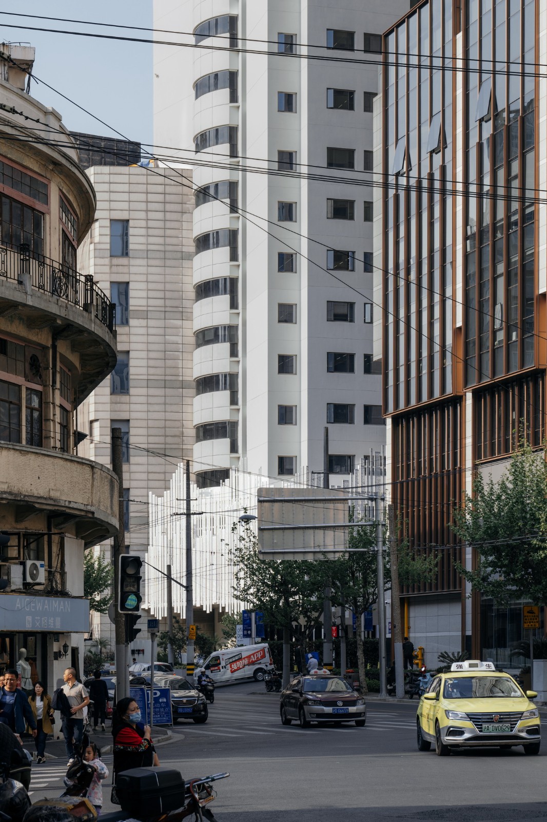 BIM建筑|钢雨：德必上海书城WE改造设计 / Wutopia Lab