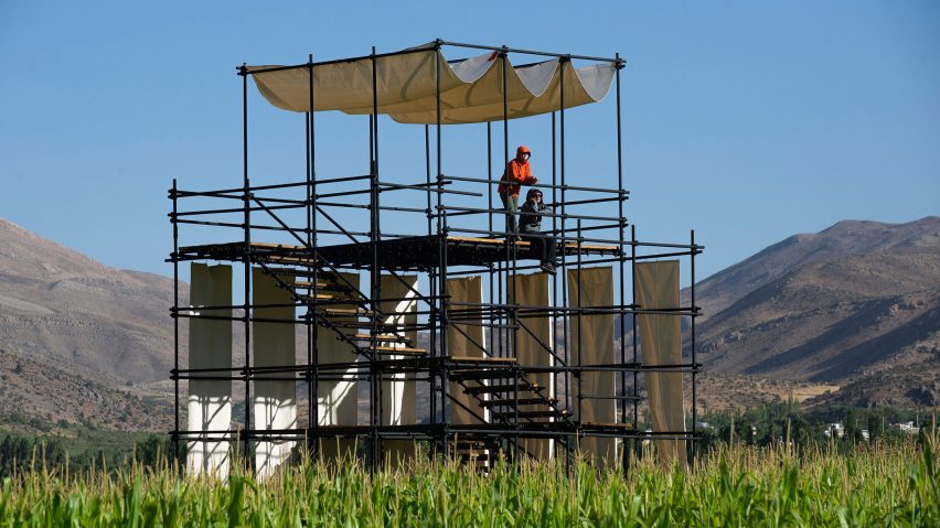 BIM建筑|伊朗田野出现生态度假屋