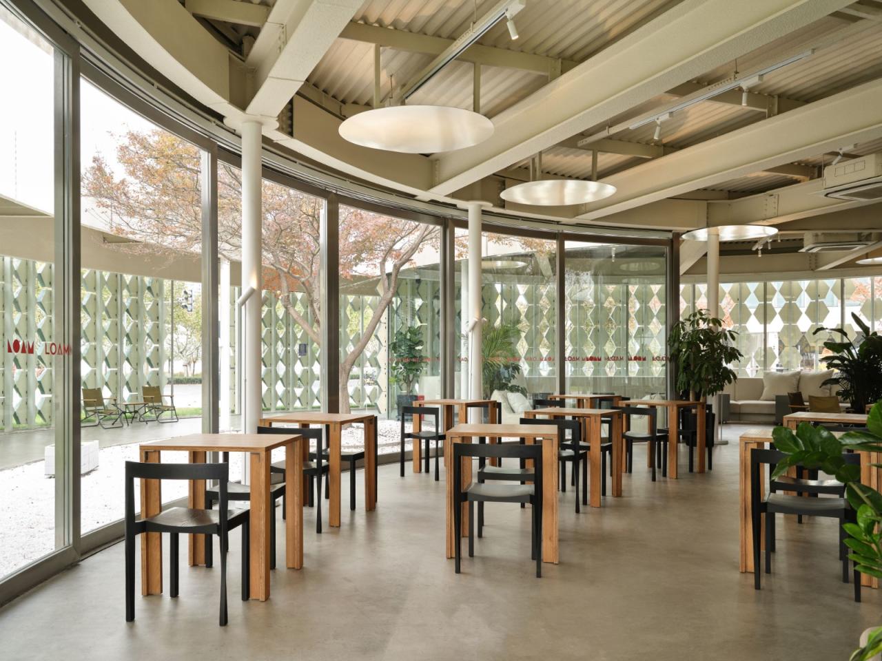 BIM建筑|青枫树下的LOAM瓷屋咖啡 / 八荒设计