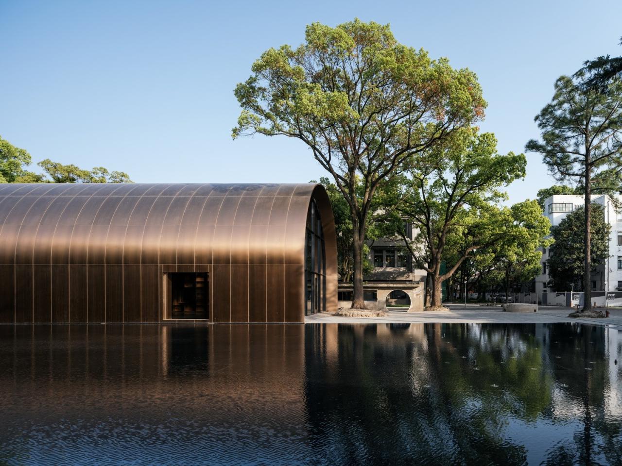 BIM建筑|全金属外壳：铜堡 / Wutopia Lab