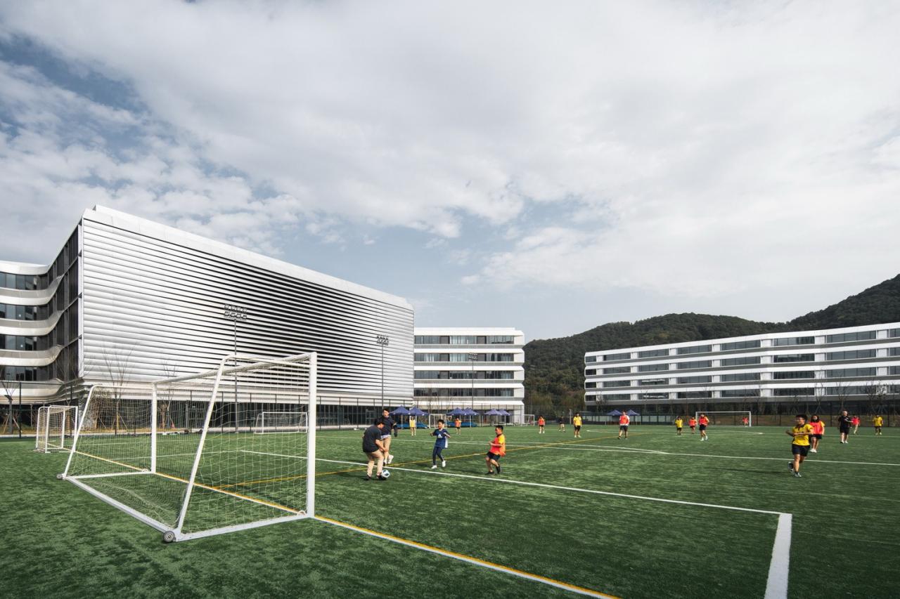 BIM建筑|Education Hub：HIS杭州国际学校 / 朱培栋-line+建筑事务所、gad