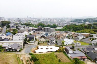 BIM建筑|石上纯也设计泥土覆盖的地下房子和餐馆-BIM建筑网