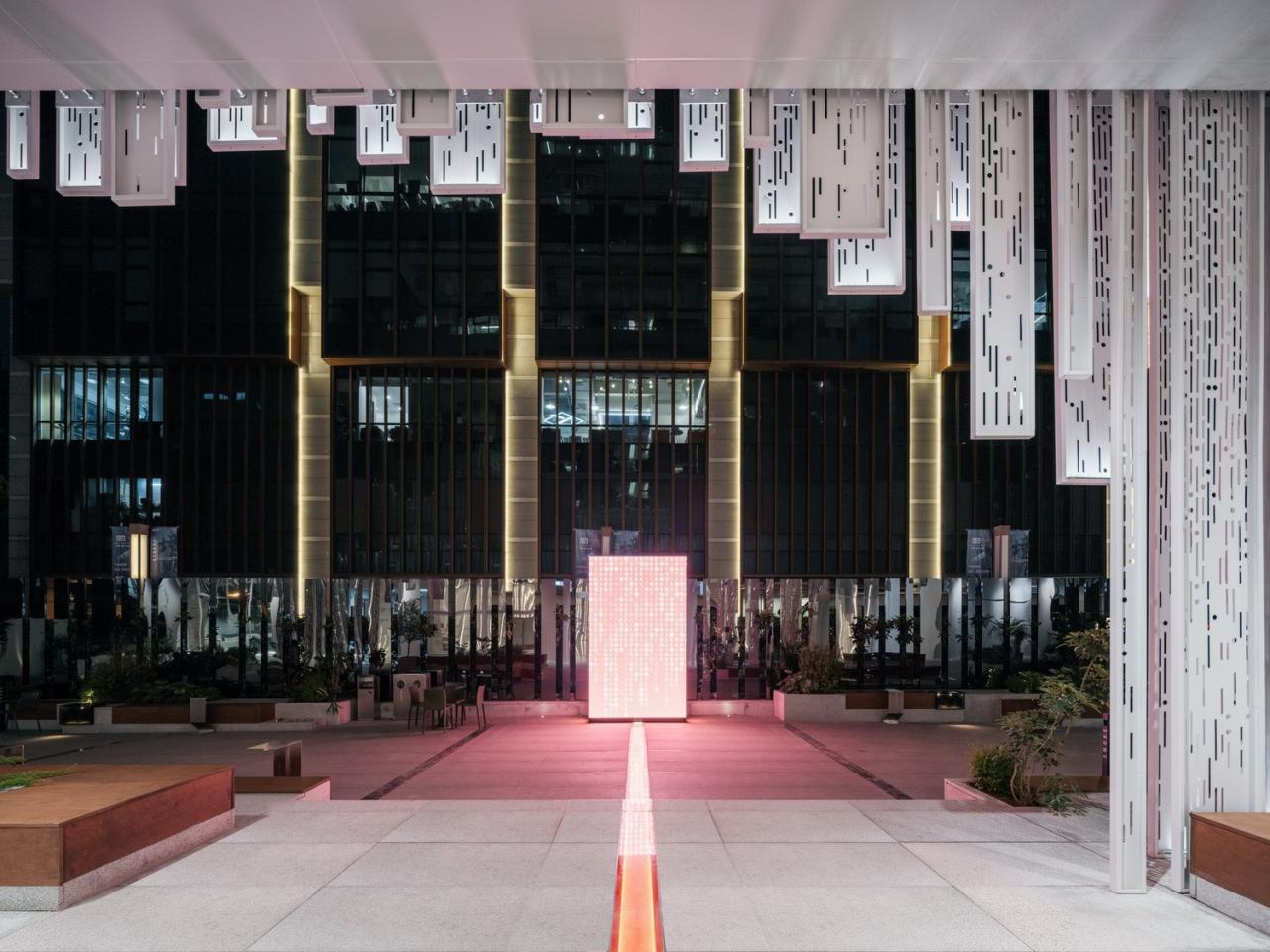 BIM建筑|钢雨：德必上海书城WE改造设计 / Wutopia Lab