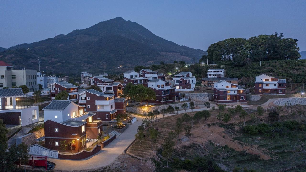 BIM建筑|探索乡居营造的新模式：永春县新时代农村社区 / 三文建筑