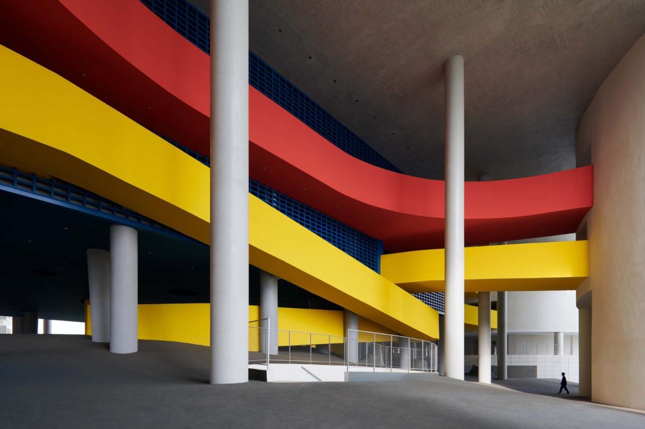 BIM建筑|海口江东寰岛实验学校 / 迹·建筑事务所