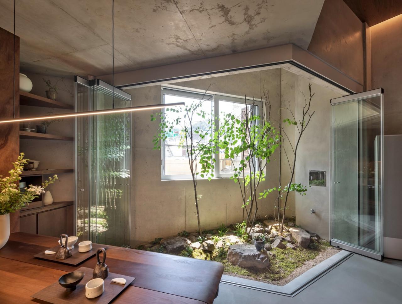 BIM建筑|自然美感，芝山石屋 / PLAN建筑事务所