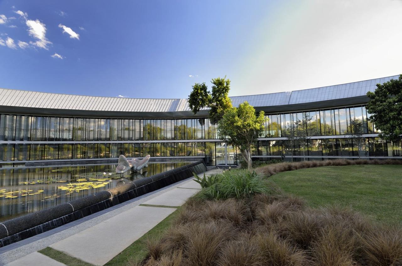 BIM建筑|宝马南非总部 / Boogertman + Partners Architects