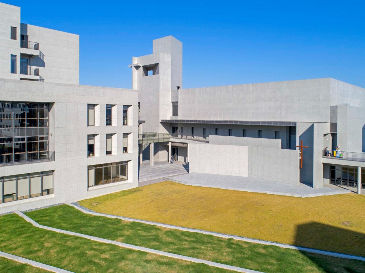 BIM建筑|中华福音神研究学院八德校区教堂 / 潘冀联合建筑师事务所