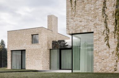 BIM建筑|独立住宅：砖房 ZáhorskéSady / ARCHITEKTI mikulaj & mikulajova-BIM建筑网