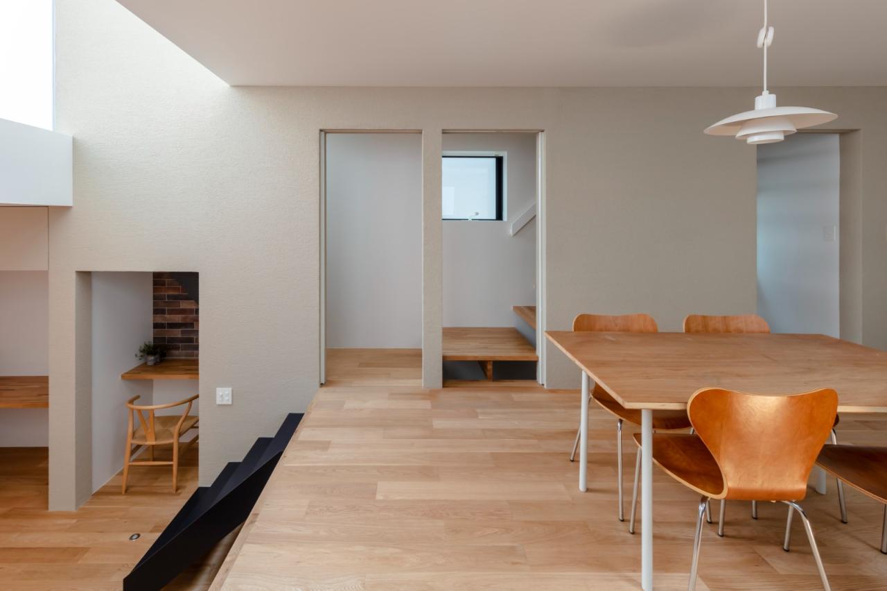 BIM建筑|错层悬挑结构，Shimouma住宅 / I.R.A.