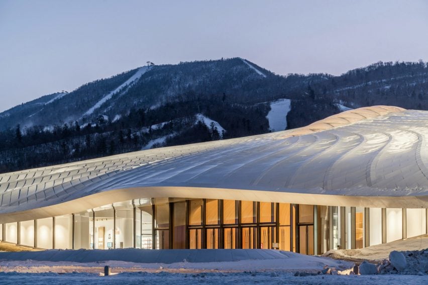 BIM建筑|“碧甫照明”设计亚布力会议中心灯光装置