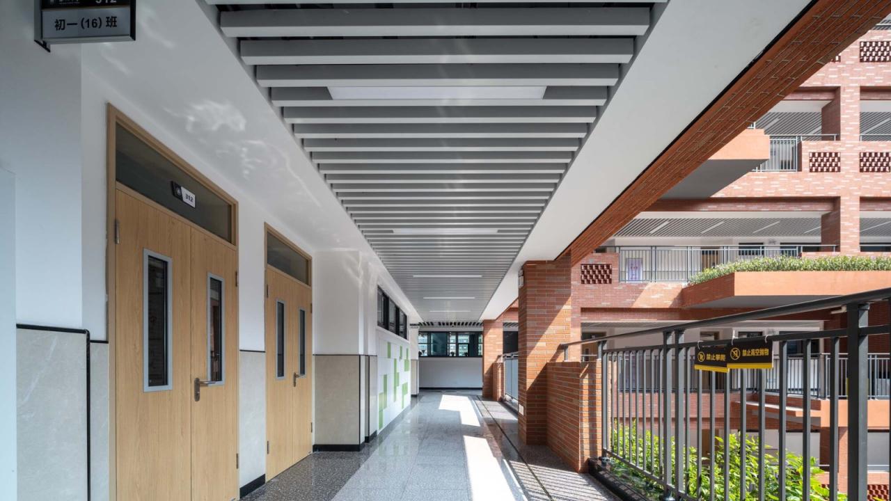 BIM建筑|深圳中学初中部 / 华艺设计