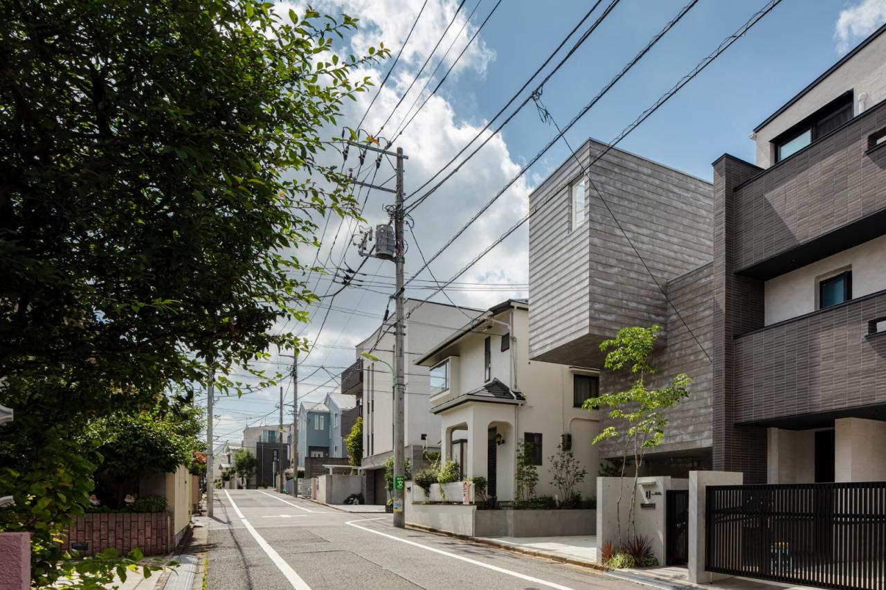 BIM建筑|错层悬挑结构，Shimouma住宅 / I.R.A.