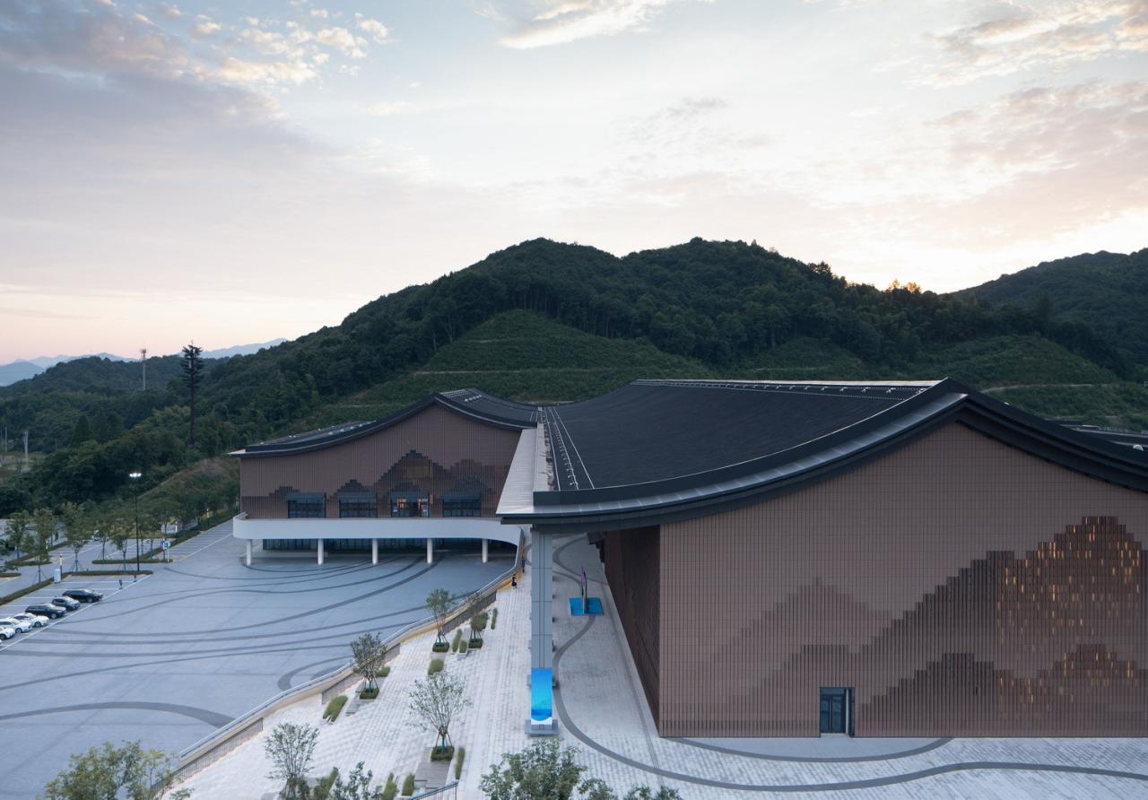 BIM建筑|富阳银湖体育中心:亚运射击射箭现代五项馆 / 浙江大学建筑设计研究院