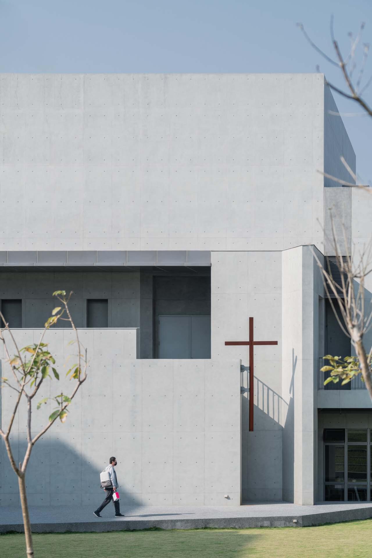 BIM建筑|中华福音神研究学院八德校区教堂 / 潘冀联合建筑师事务所