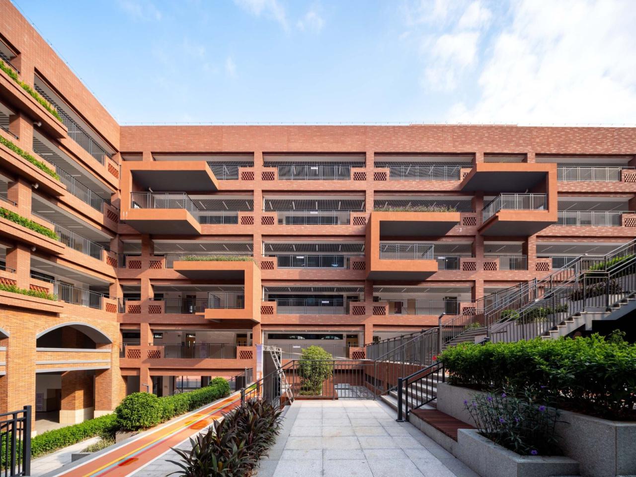 BIM建筑|深圳中学初中部 / 华艺设计