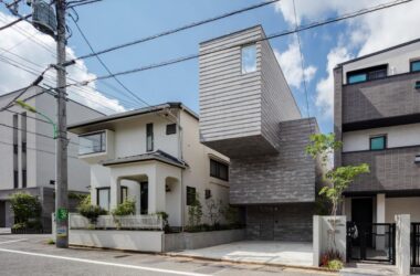 BIM建筑|错层悬挑结构，Shimouma住宅 / I.R.A.-BIM建筑网