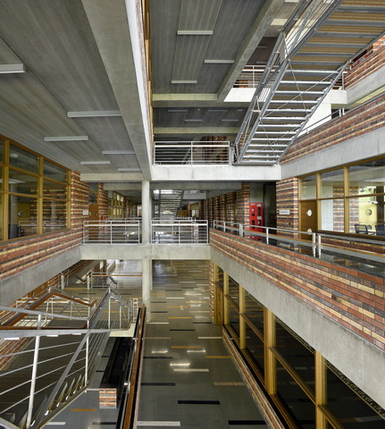 BIM建筑|艾哈迈达巴德大学中心 / Stephane Paumier Architects