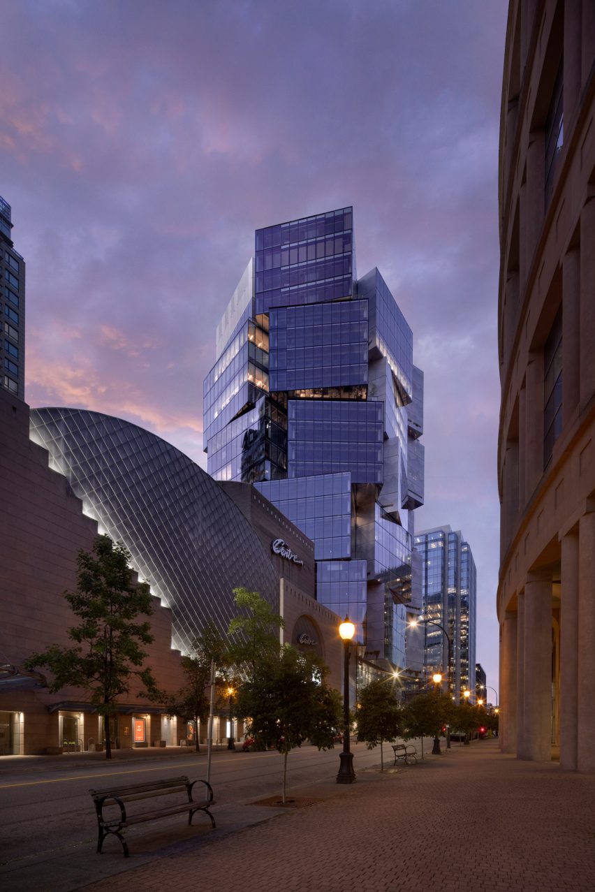 BIM建筑|OSO在温哥华完成日本灯笼状德勤大楼