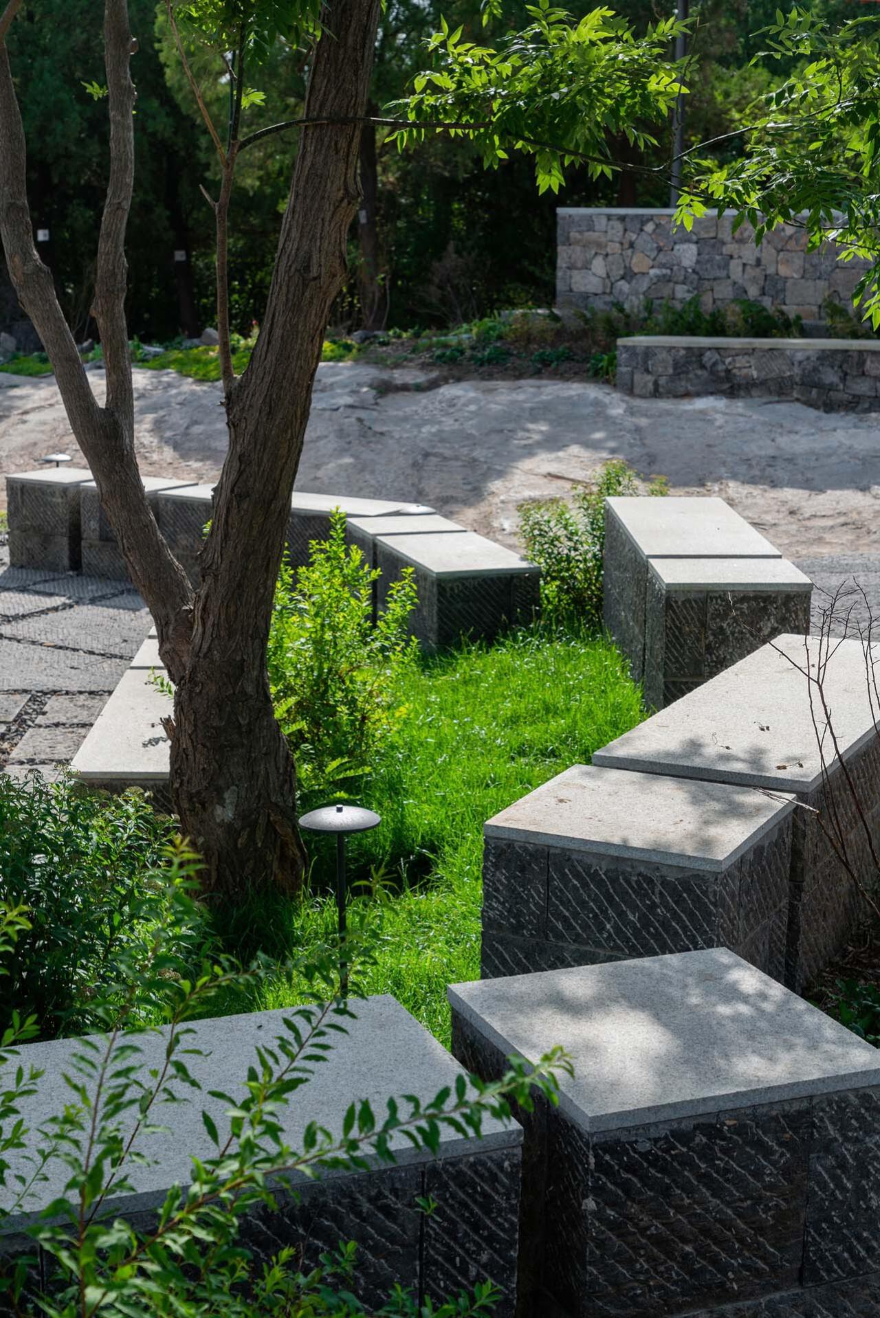 BIM建筑|咕咕来仪，大伾山悬崖驿站 / 繁星建筑工作室