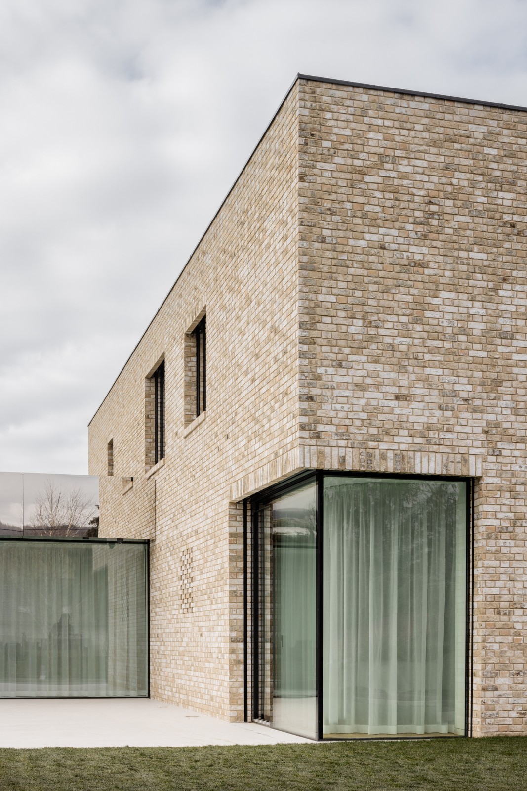 BIM建筑|独立住宅：砖房 ZáhorskéSady / ARCHITEKTI mikulaj & mikulajova