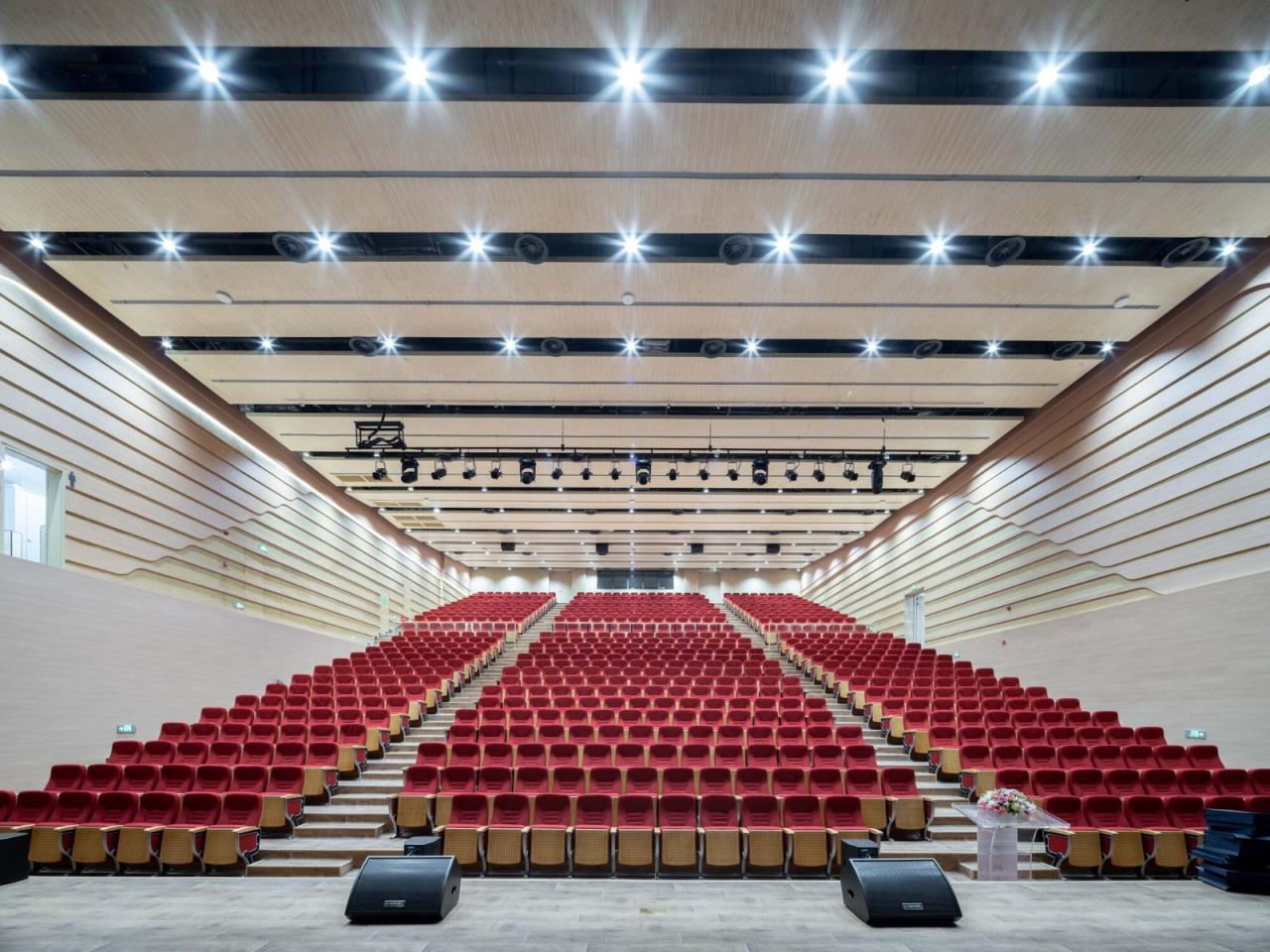 BIM建筑|深圳中学初中部 / 华艺设计