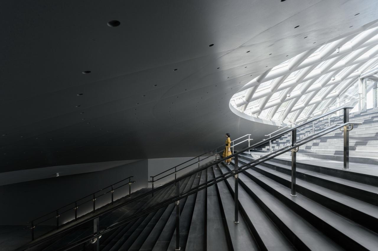 BIM建筑|全东北最大的清水混凝土巨构地下建筑：砼殿 / Wutopia Lab