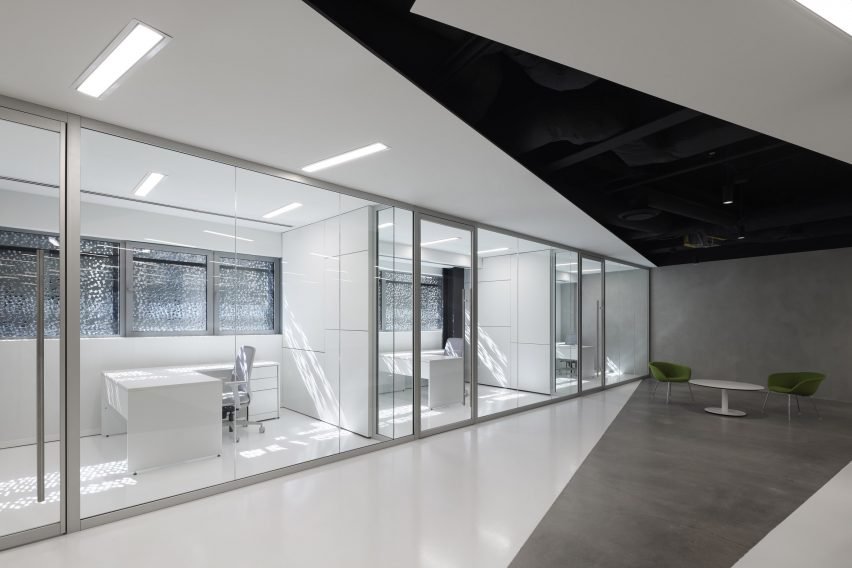 BIM建筑|OSO在温哥华完成日本灯笼状德勤大楼