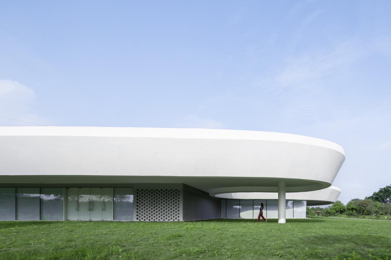 BIM建筑|涟漪：南海区淡水鱼产业技术示范推广中心 / Wutopia Lab