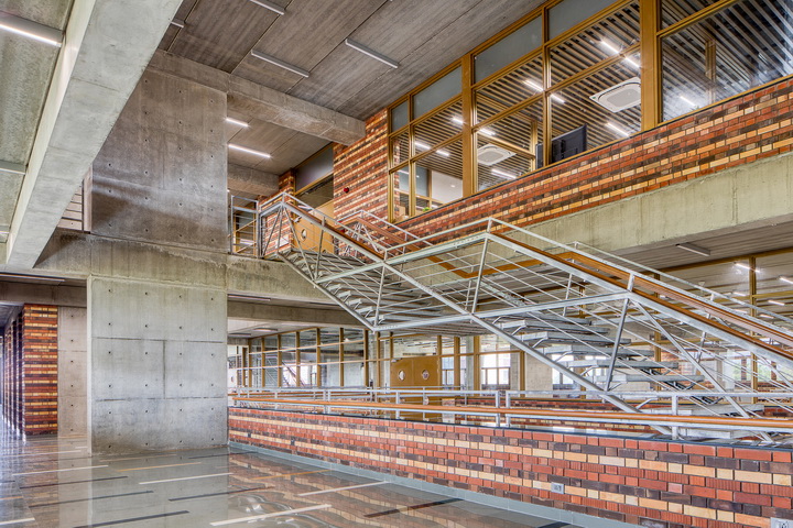 BIM建筑|艾哈迈达巴德大学中心 / Stephane Paumier Architects