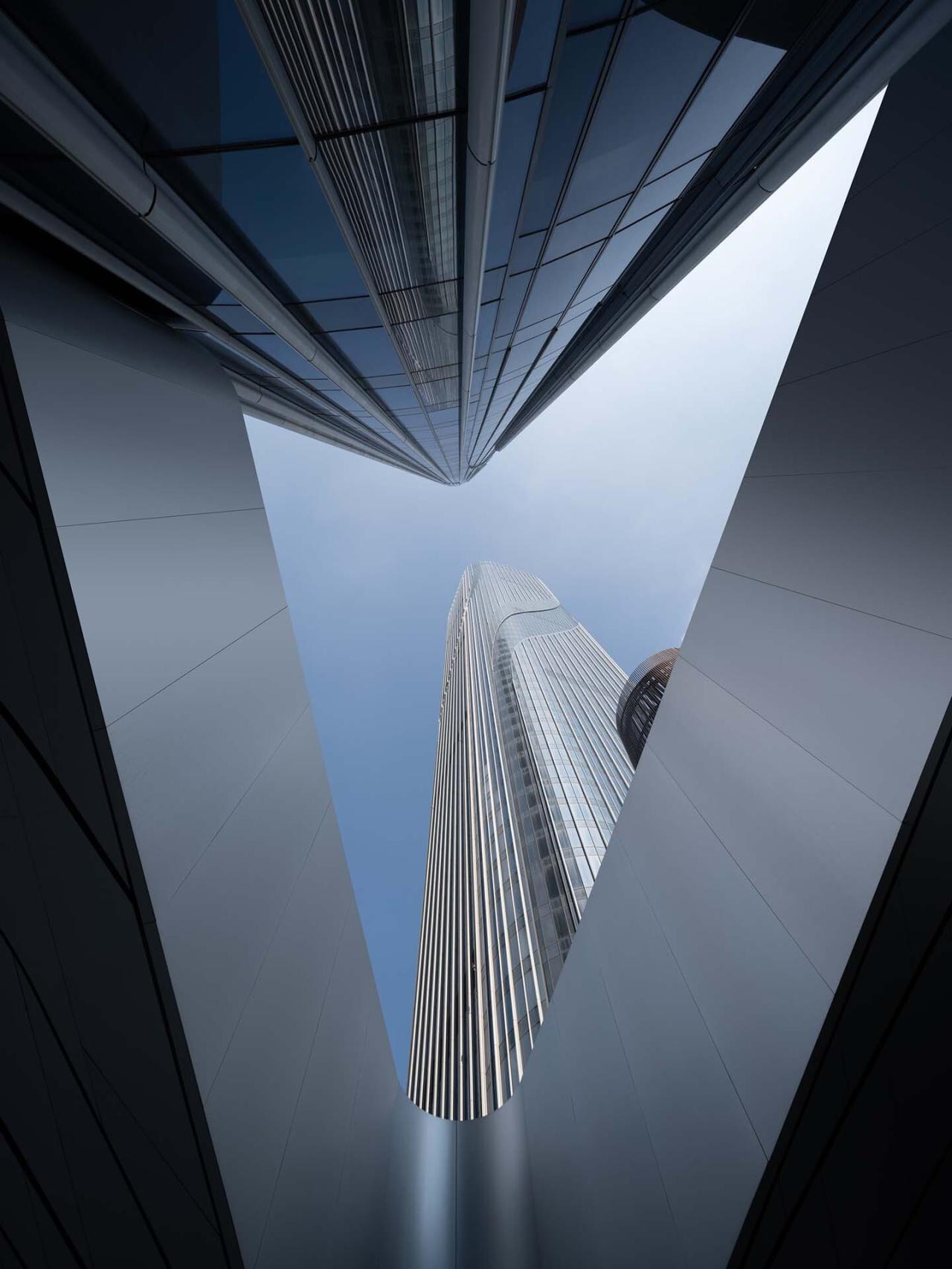 BIM建筑|钱江潮涌：杭州世茂智慧之门超高层城市综合体 / 姜平工作室