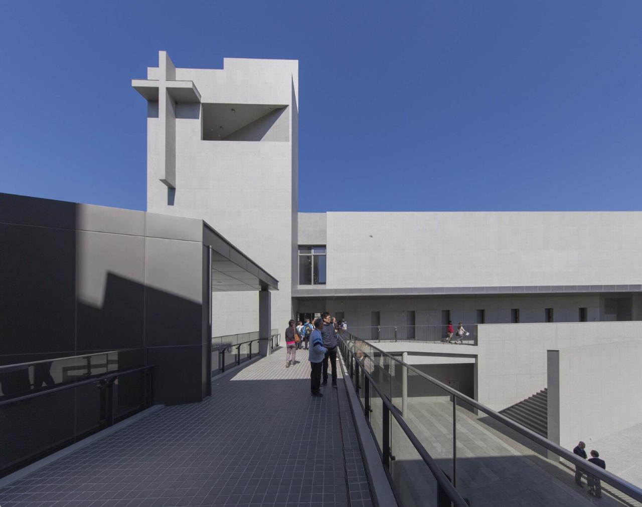 BIM建筑|中华福音神研究学院八德校区教堂 / 潘冀联合建筑师事务所