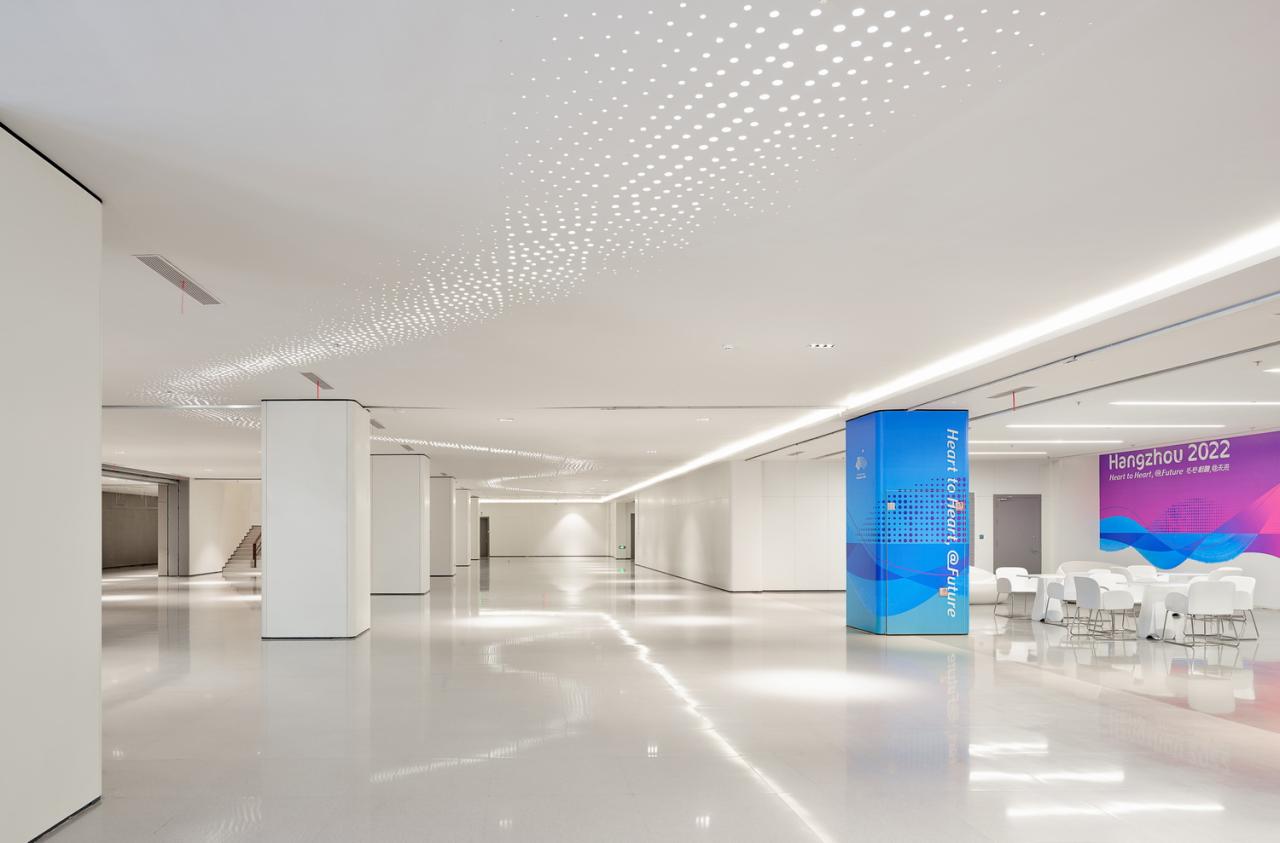 BIM建筑|富阳银湖体育中心:亚运射击射箭现代五项馆 / 浙江大学建筑设计研究院