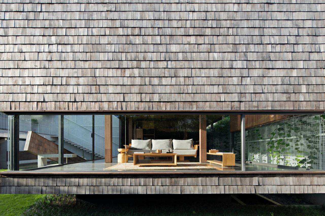 BIM建筑|跨廊桥相连，Tanatakah 别墅 / asimapra