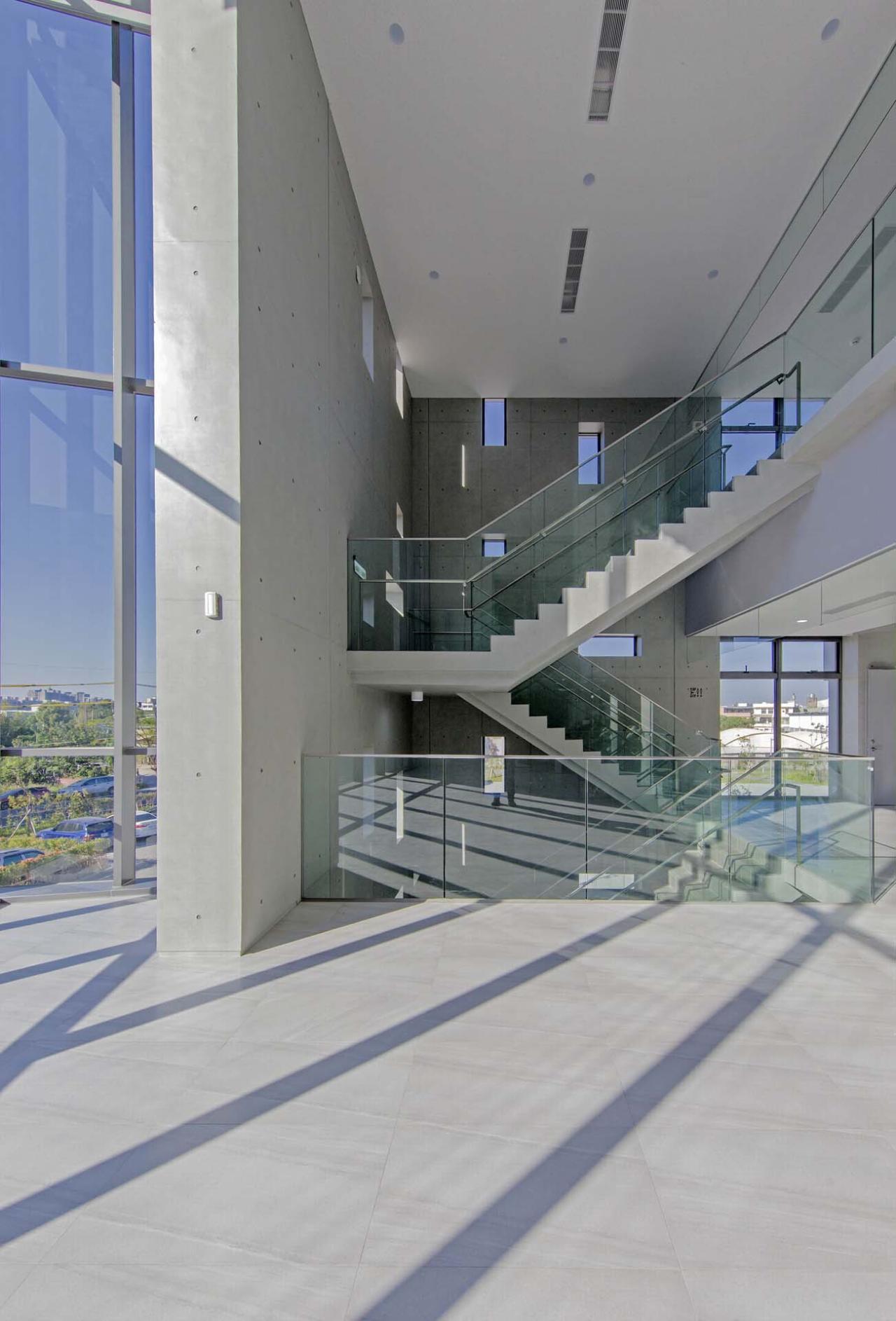 BIM建筑|中华福音神研究学院八德校区教堂 / 潘冀联合建筑师事务所