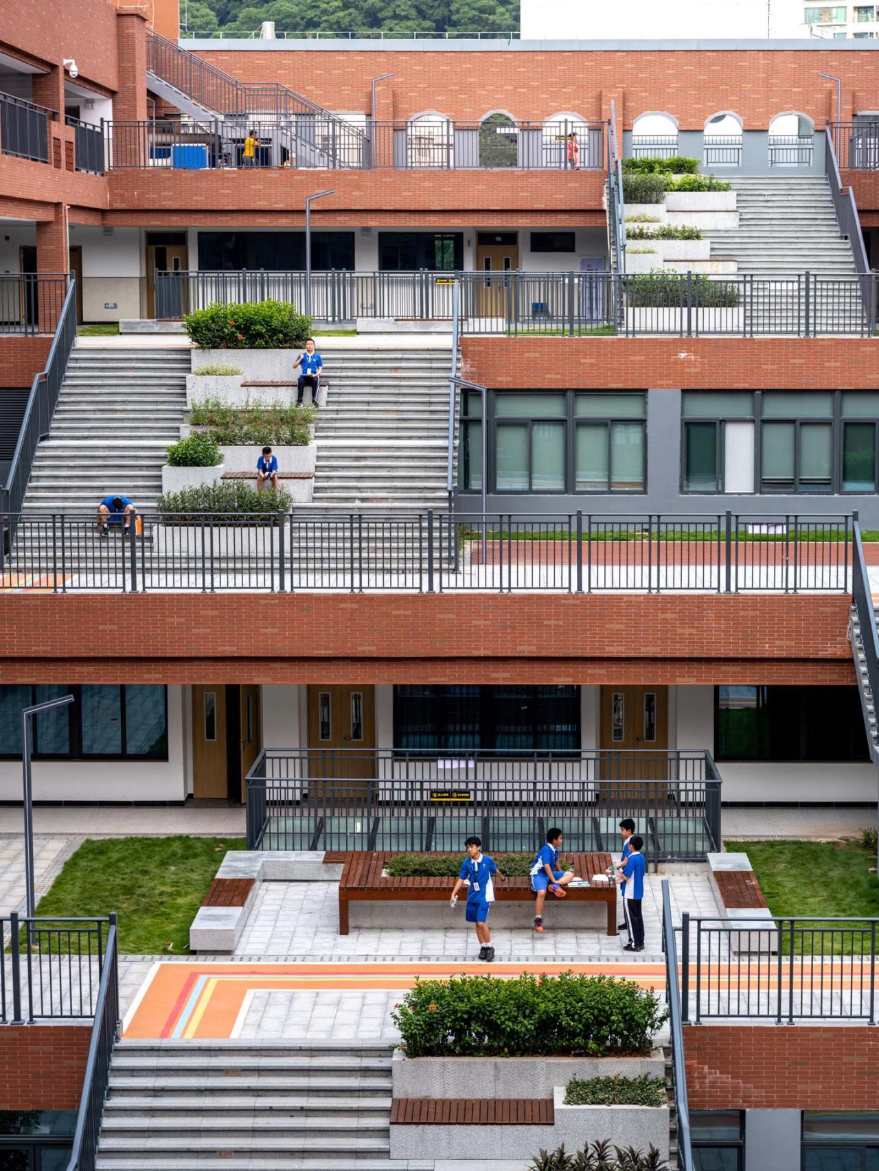 BIM建筑|深圳中学初中部 / 华艺设计