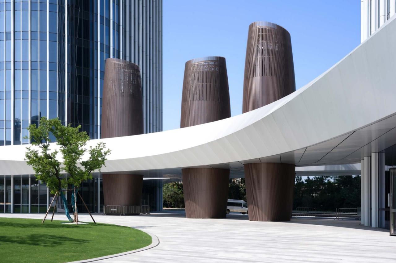 BIM建筑|钱江潮涌：杭州世茂智慧之门超高层城市综合体 / 姜平工作室